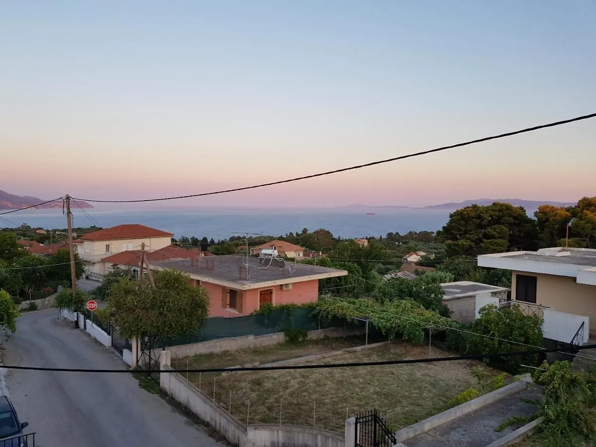 Filippos Apartments 