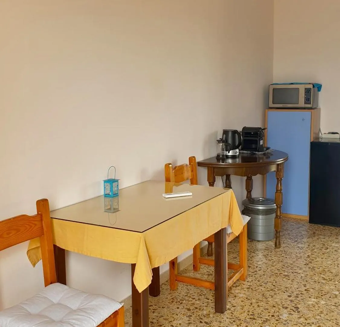 Filippos Apartments 